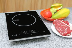 Nên mua bếp từ ăn lẩu hãng nào tốt nhất?