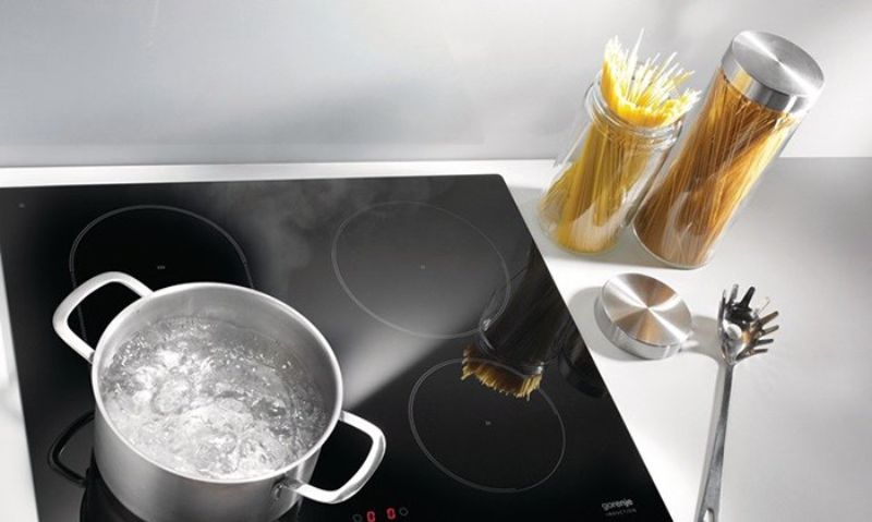 Giải pháp khắc phục khi bếp từ vào điện nhưng không nóng