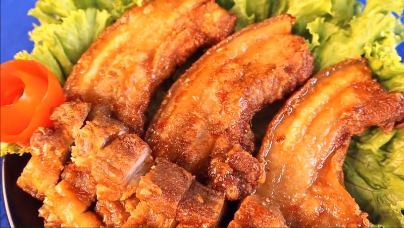 Thịt ba chỉ chiên mắm